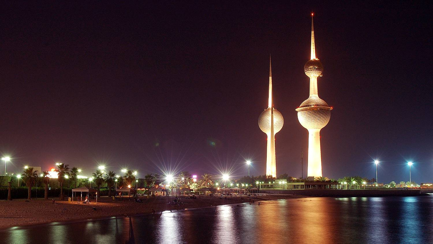 Кувейтские водонапорные башни