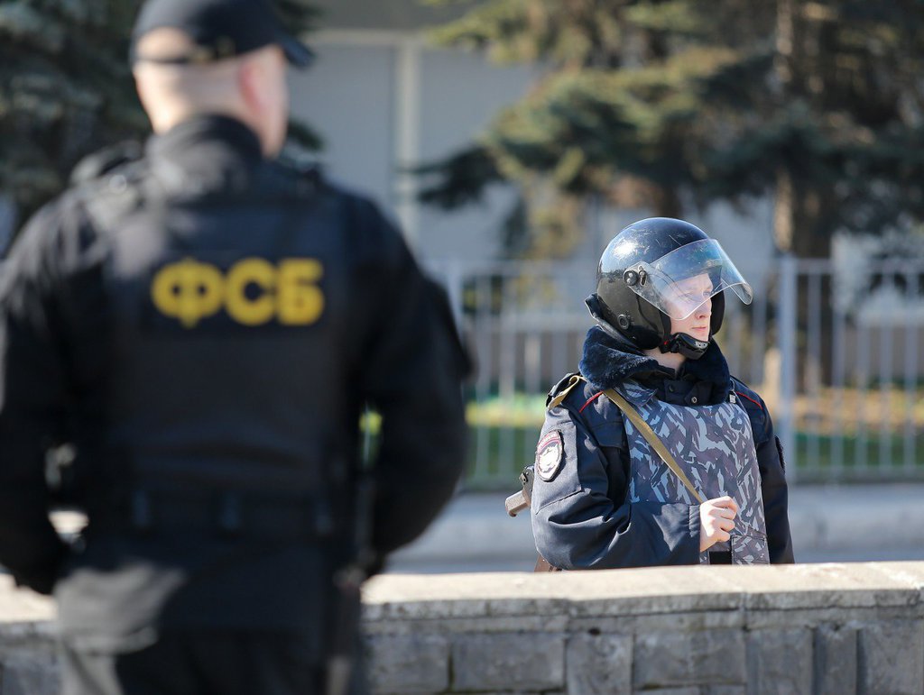 Видео Вконтакте: задержан подозреваемый в причастности к нападению на ФСБ |  ИА Красная Весна