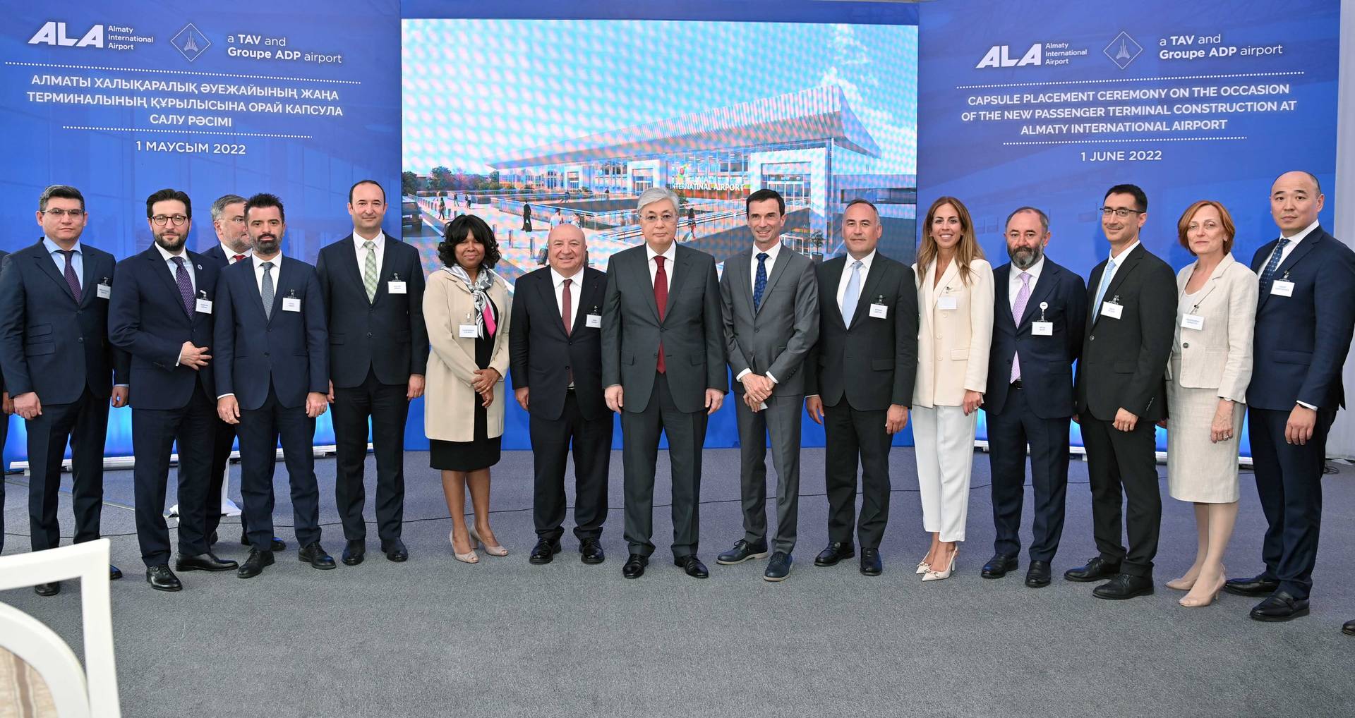 Президент Казахстана на церемонии начала строительства международного терминала аэропорта Алма-Аты