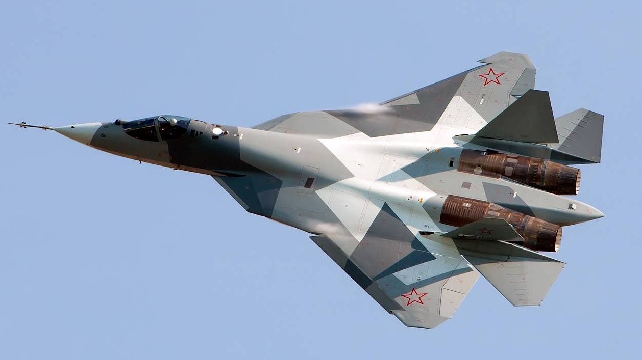 Прототип T-50 для самолетов Су-57 на авиасалоне МАКС- 2011
