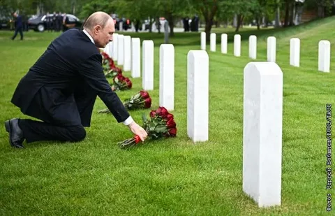 Путин посетил кладбище Форт-Ричардсон, где похоронены советские летчики