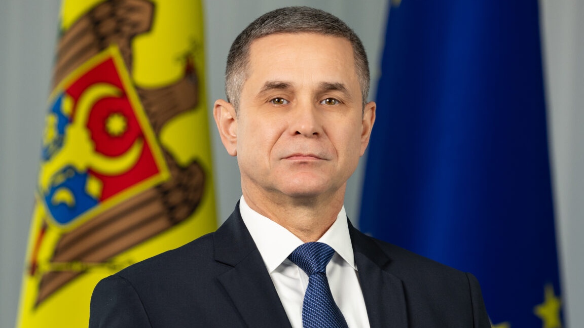 Анатолий Носатый