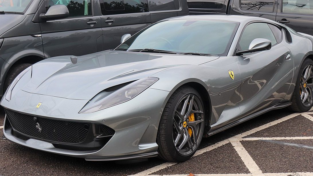 Ferrari 812 SuperFast