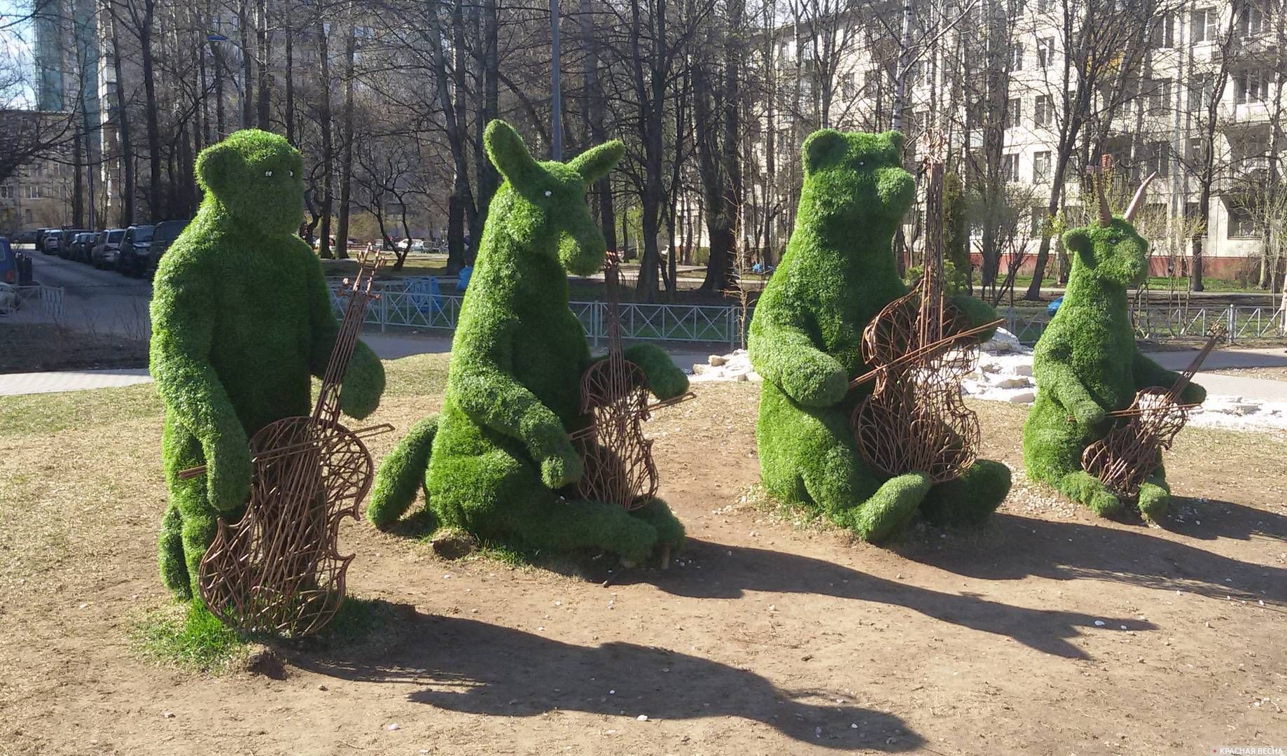 А вы, друзья, как ни садитесь, всё в музыканты не годитесь