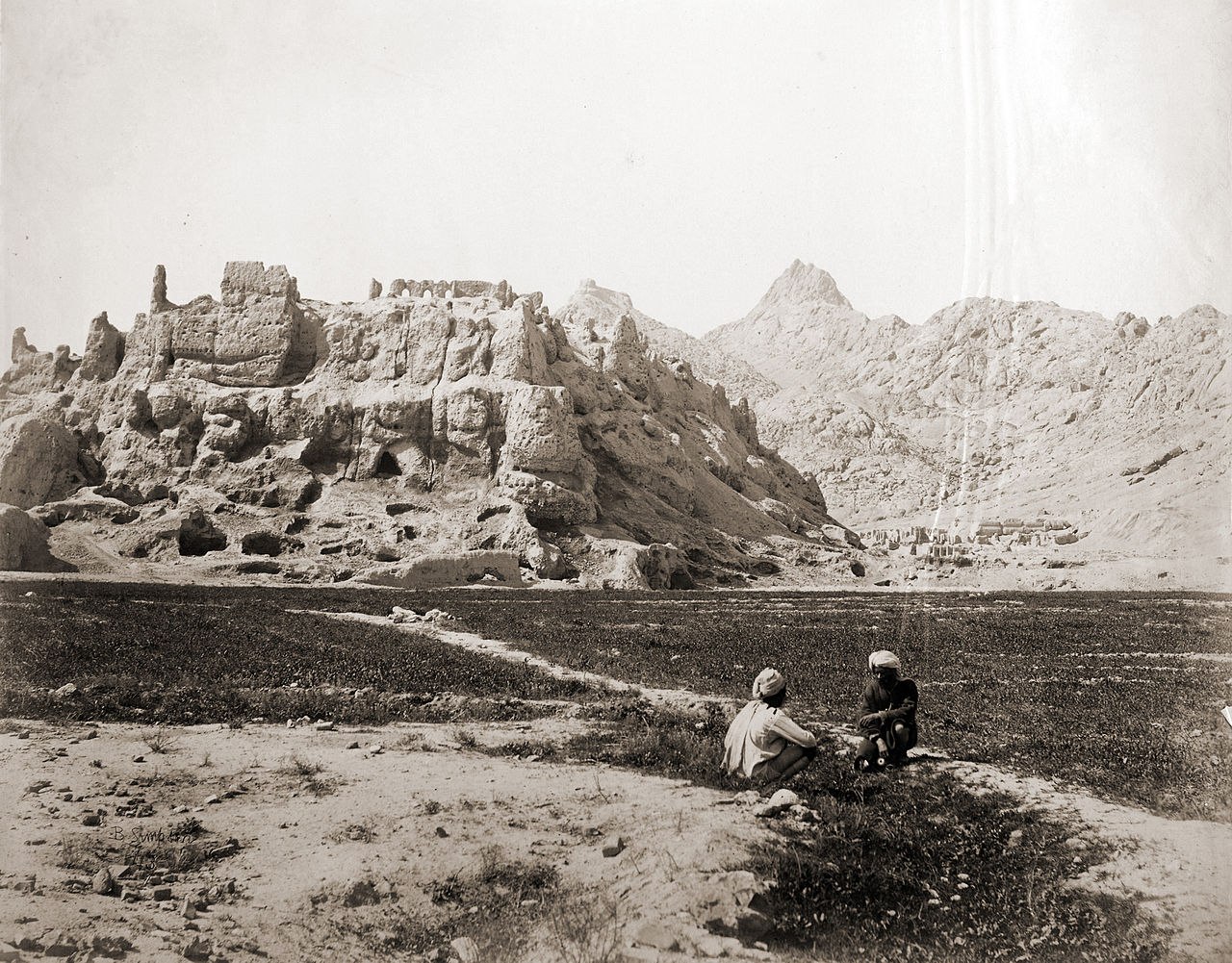 Фотография 1881, показывающая цитадель Старого Кандагара в руинах
