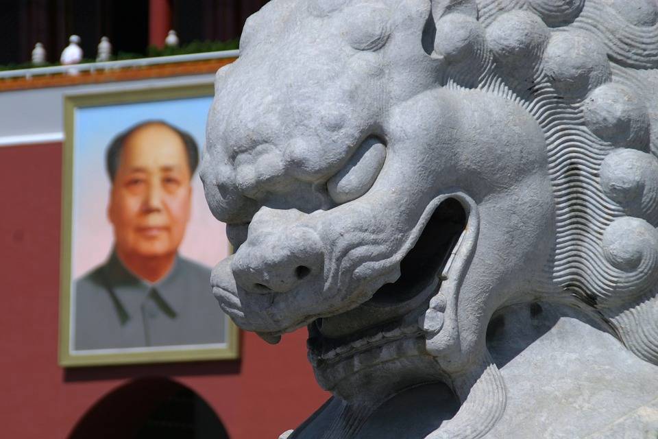 Мао Цзэдун и китайский дракон