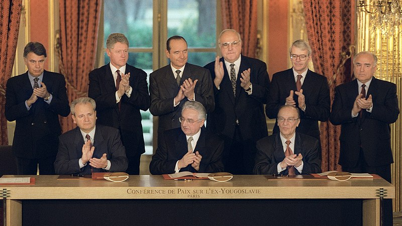 Участники Дейтонского соглашения: Милошевич, Туджман и Изетбегович