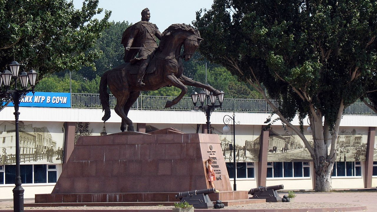 Памятник Воронцову в Ейске