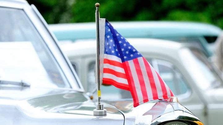 Автомобиль, флаг США