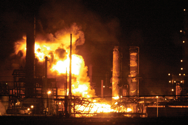 Пожар на нефтеперерабатывающем заводе [U.S. Chemical Safety Board]