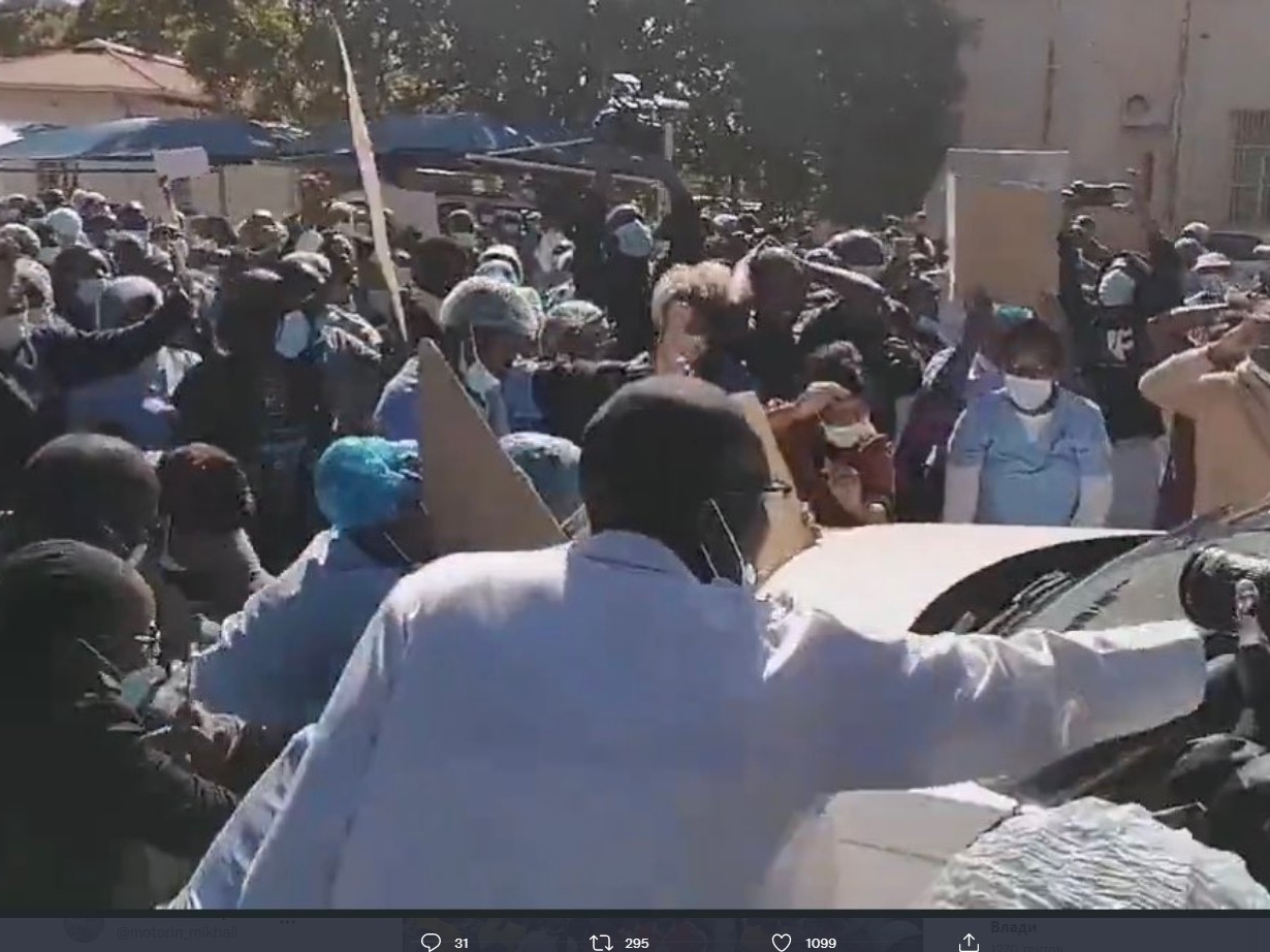 Протест медецинских работников в Зимбабве