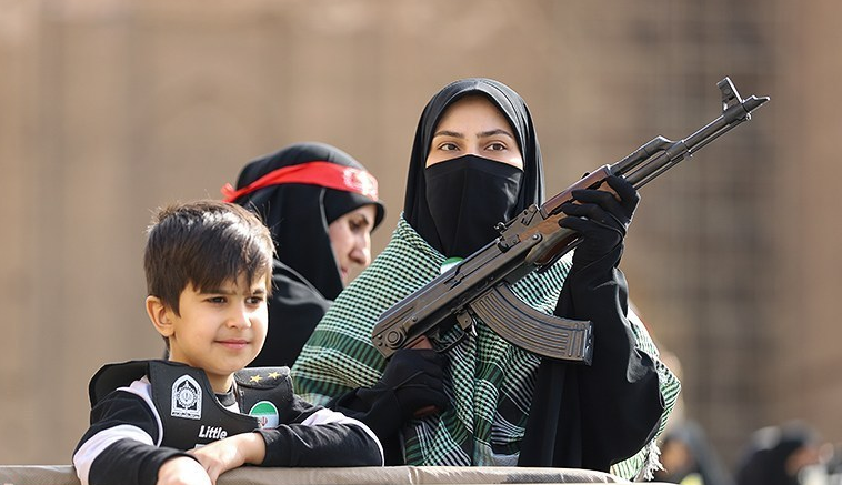 Женский митинг в поддержку Исламской Республики в городе Тебриз (Иран). 2026