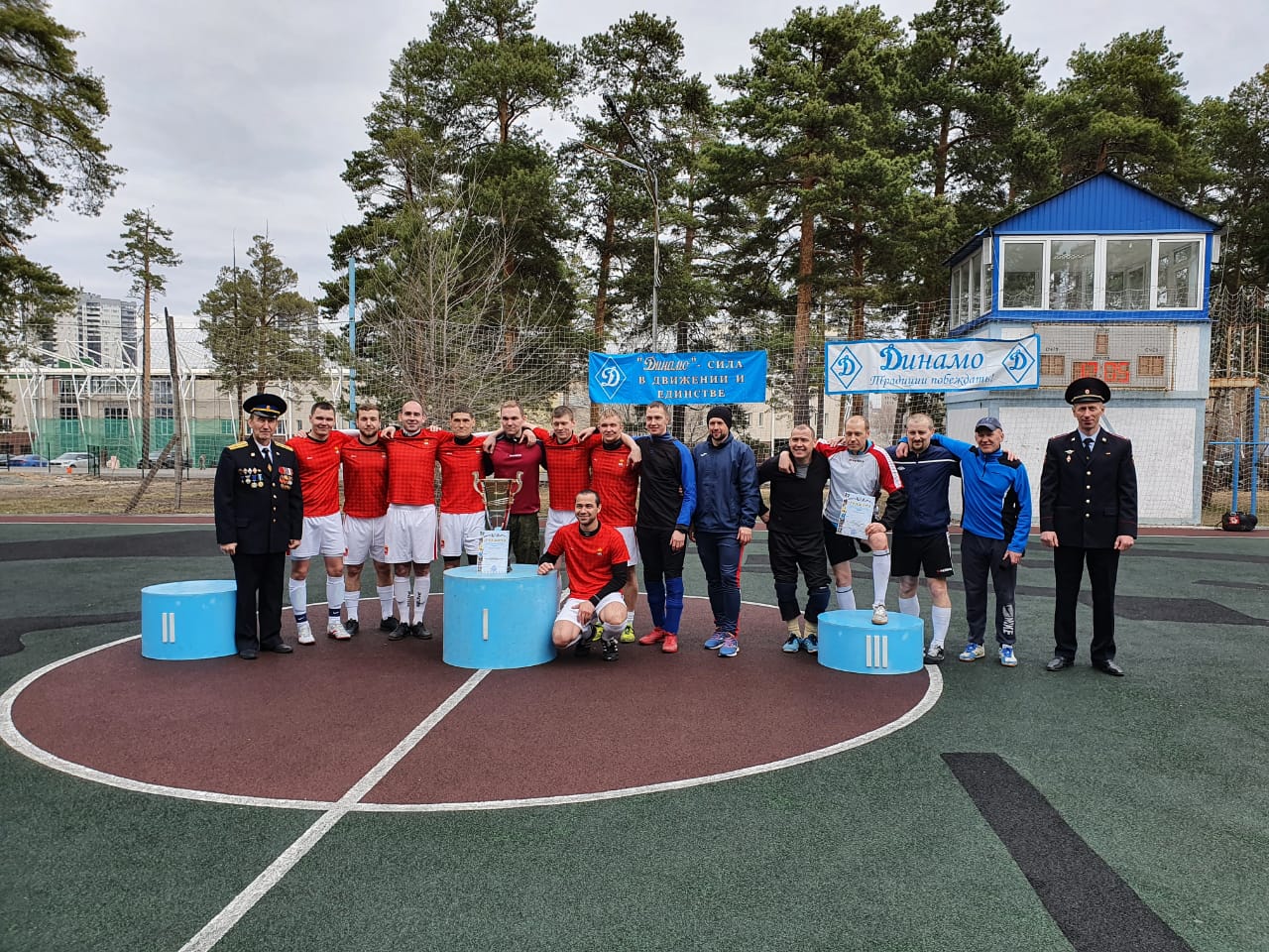 Победители состязаний по мини-футболу в Челябинске