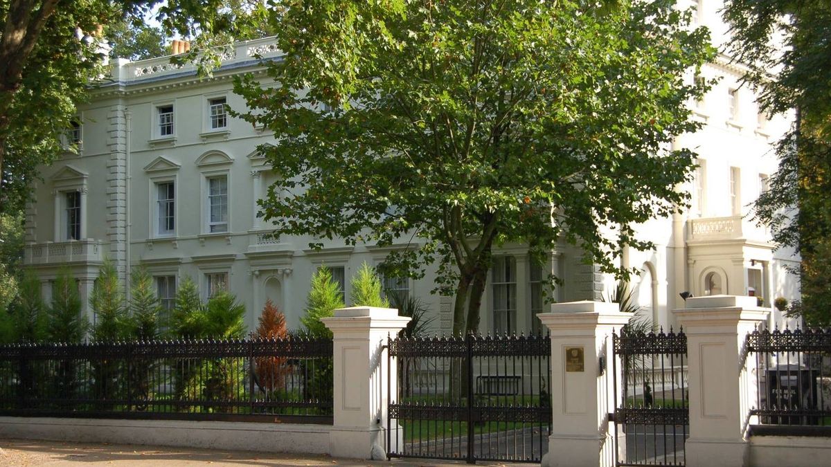 Посольсво России в Лондоне