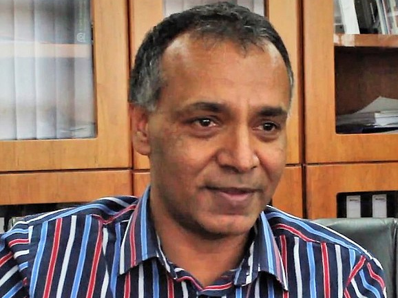 Профессор вакцинологии в Университете Витватерсранда Шабир Мадхи