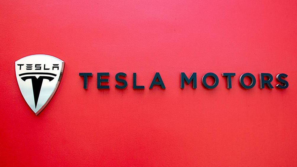 Логотип Tesla Motors 