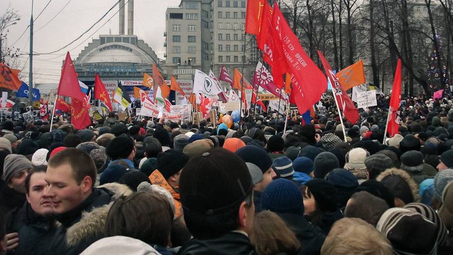 Митинг на Болотной площади в Москве. Декабрь 2011