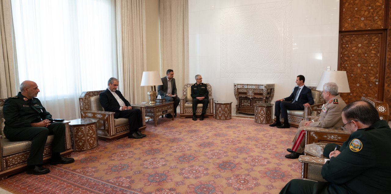 Встреча президента Сирии Башара Асада и главы штаба Вооруженных сил Ирана Мухаммеда Багери