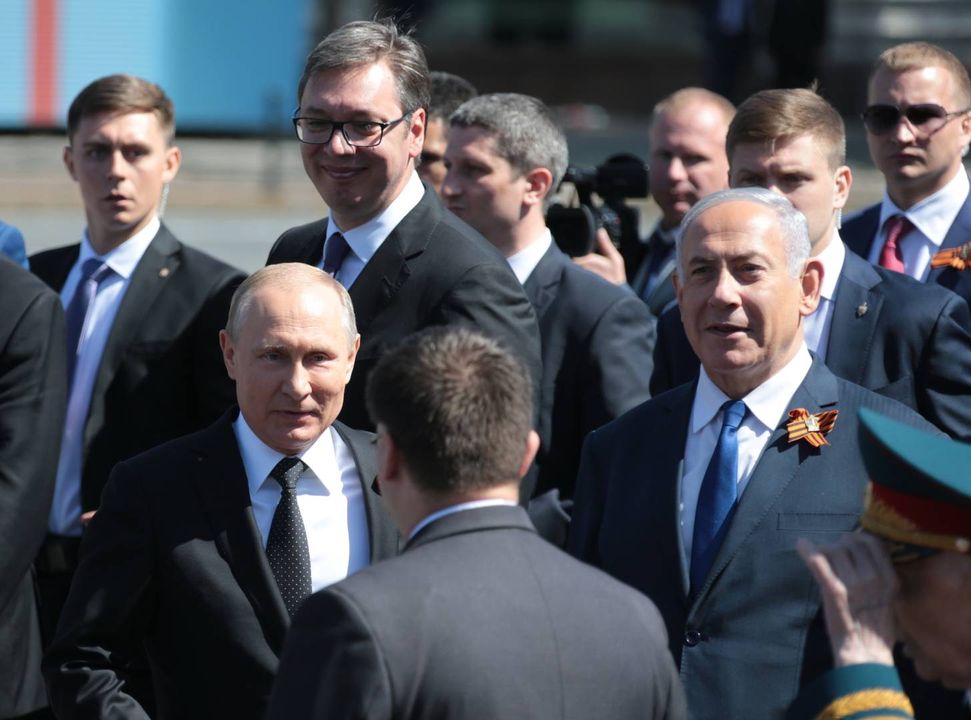 Путин и Нетаньяху в Москве 9 мая. 2018 год