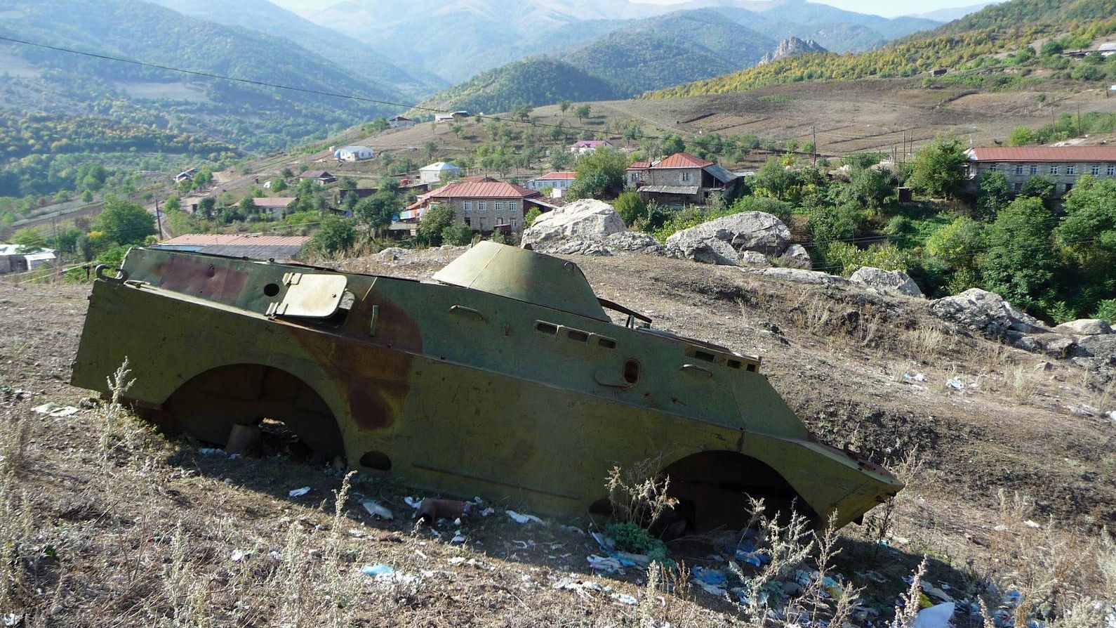 Остатки БРДМ-2 в Каринтаке (Нагорный Карабах)