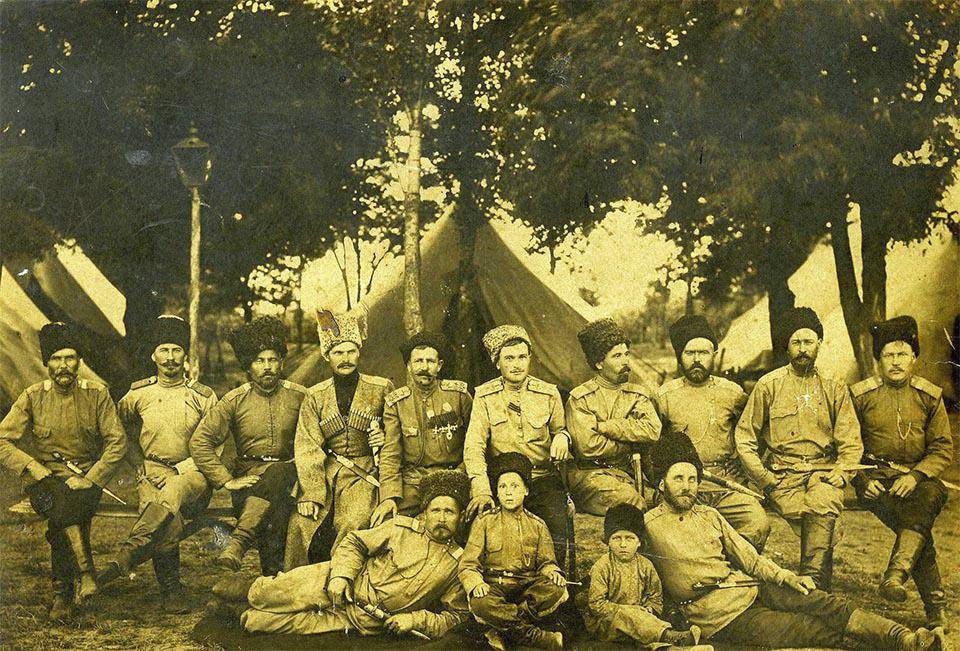 Кубанские казаки. Станица Ключевская. Май 1916 г.