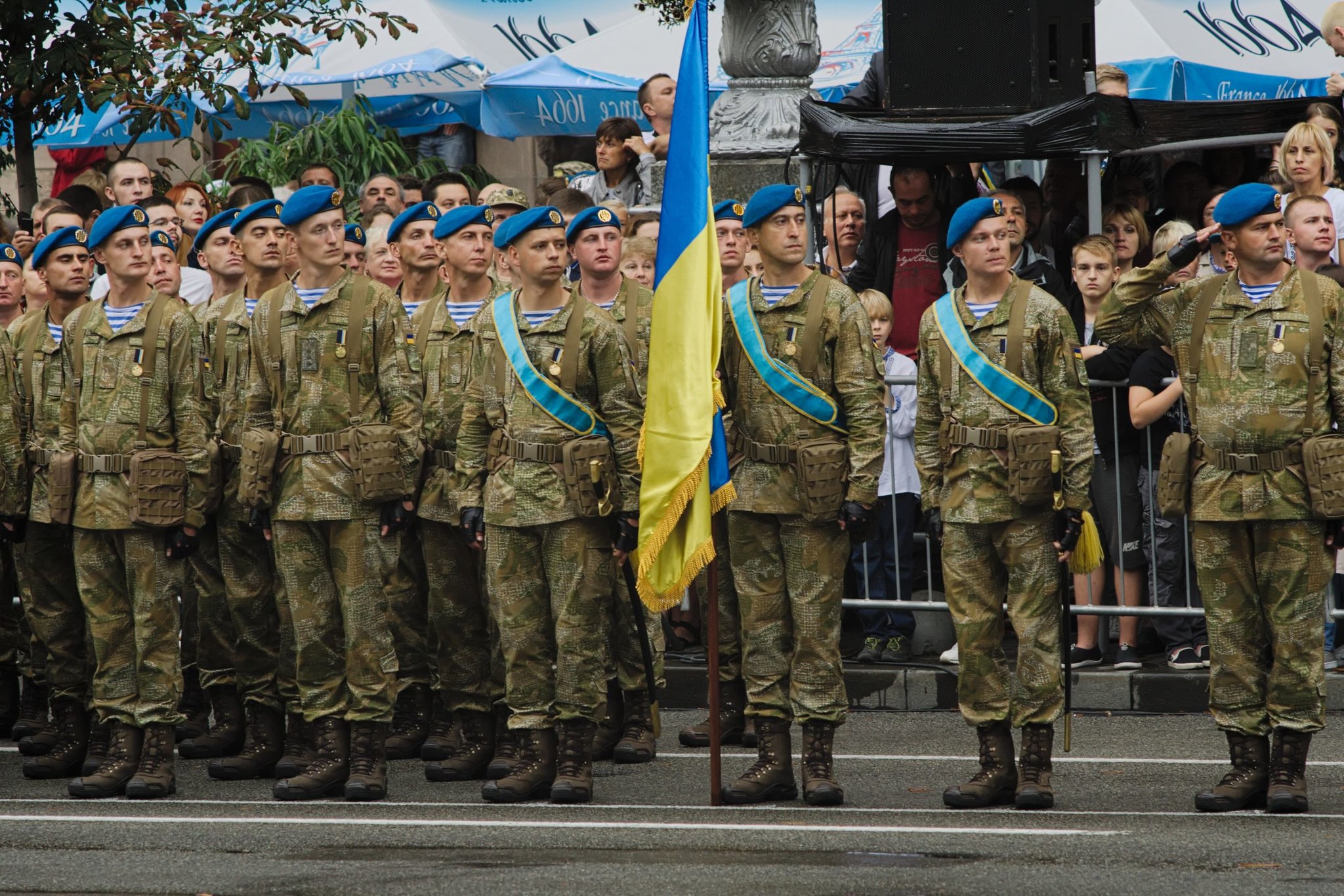 Парад украинских войск, автор: spoilt.exile [spoilt_exile], лицензия: CC BY SA 2.0