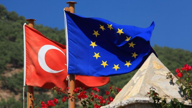 Анкара назвала «предвзятым» доклад Европарламента по Турции