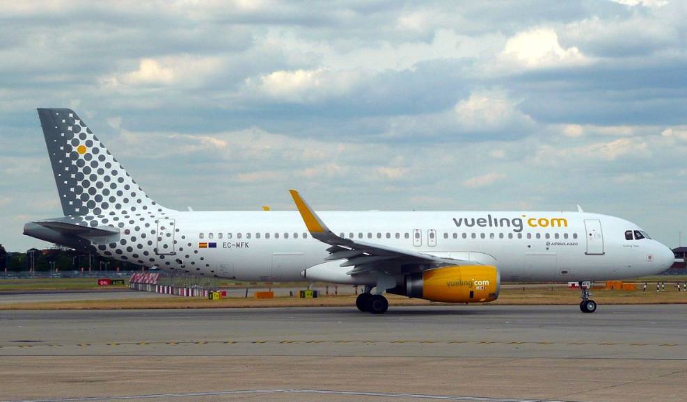 Vueling Airbus A320-200,