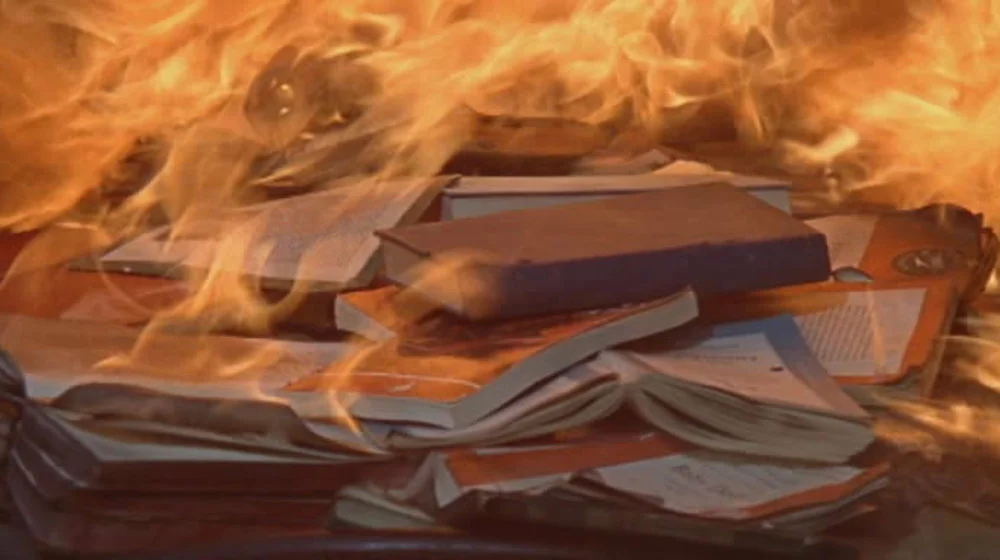 Сжигание книг