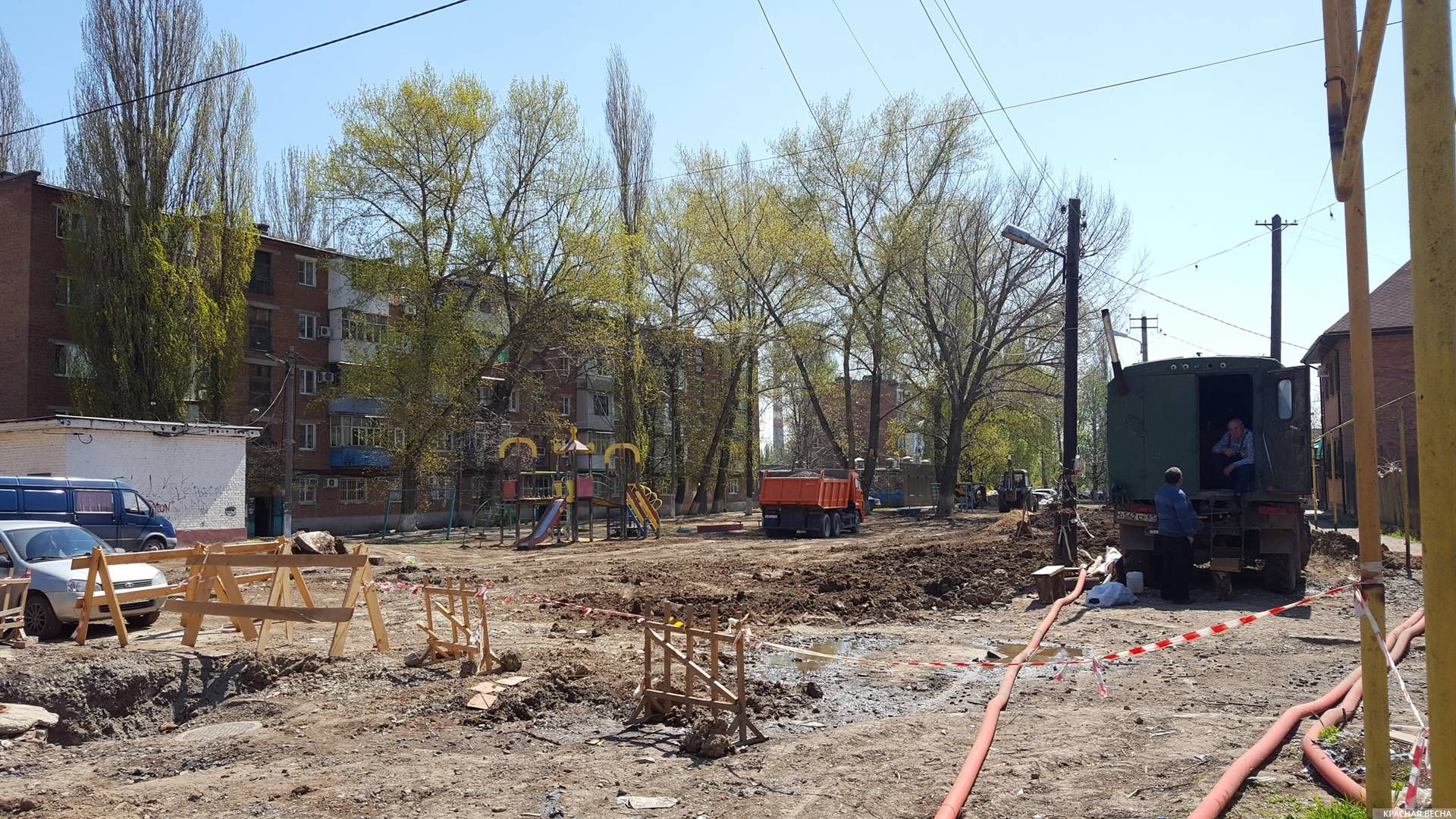 Ремонт канализации на ул. Зои Космодемьянской, Таганрог