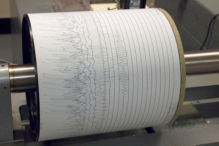 В Иране произошло землетрясение в прибрежной провинции