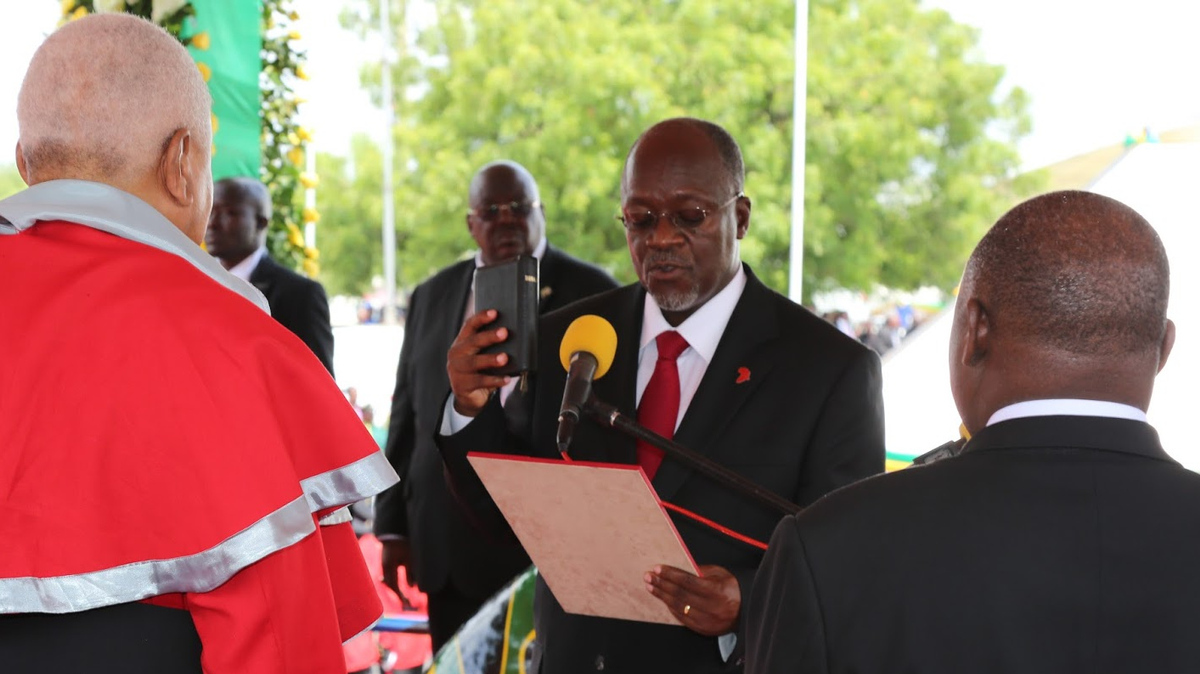 Присяга президента Танзании Джона Магуфули. 2015 год