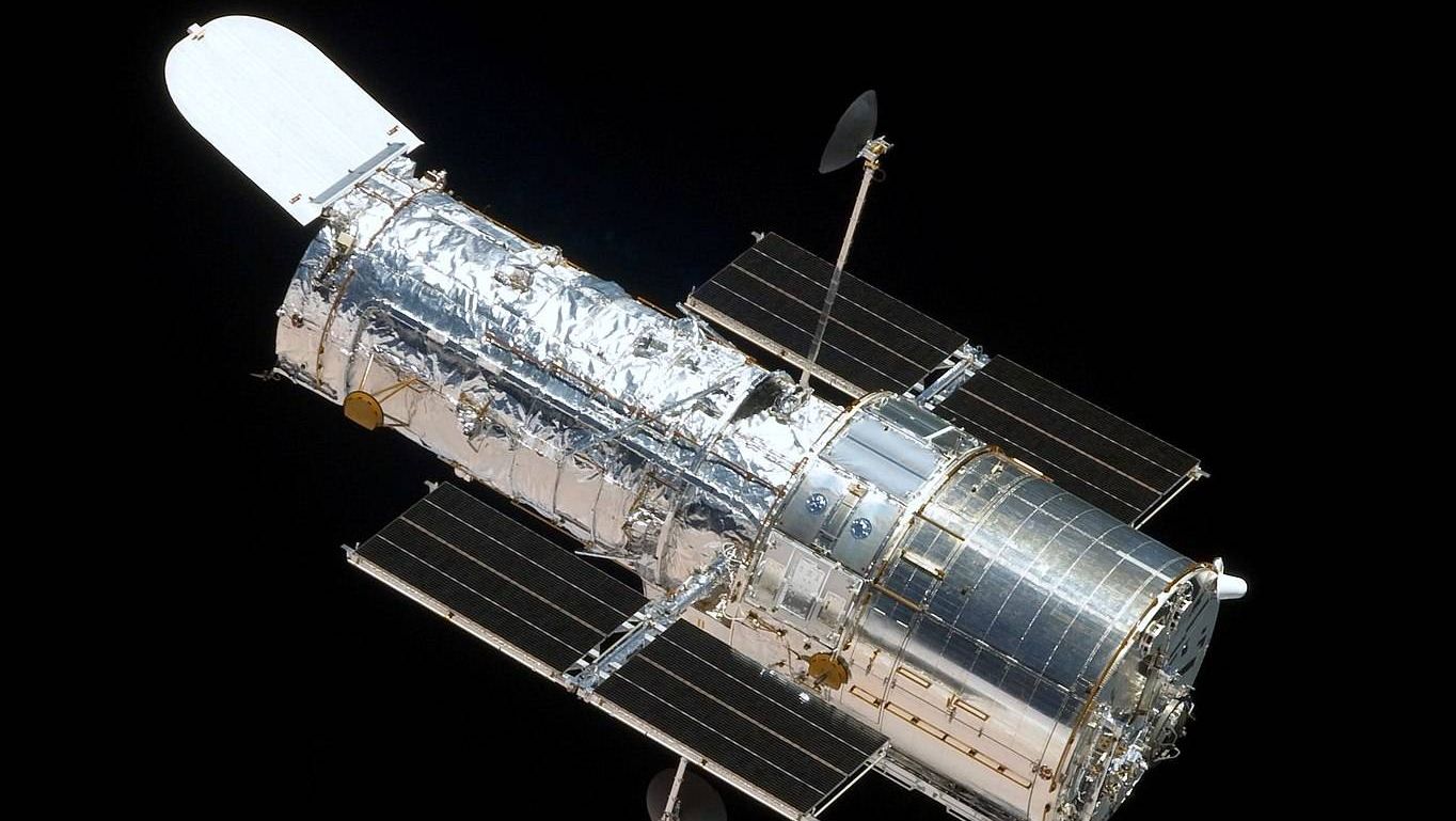 Вид «Хаббла» с борта космического корабля
