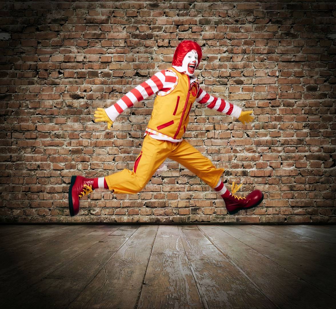 Ronald McDonalds New Threads