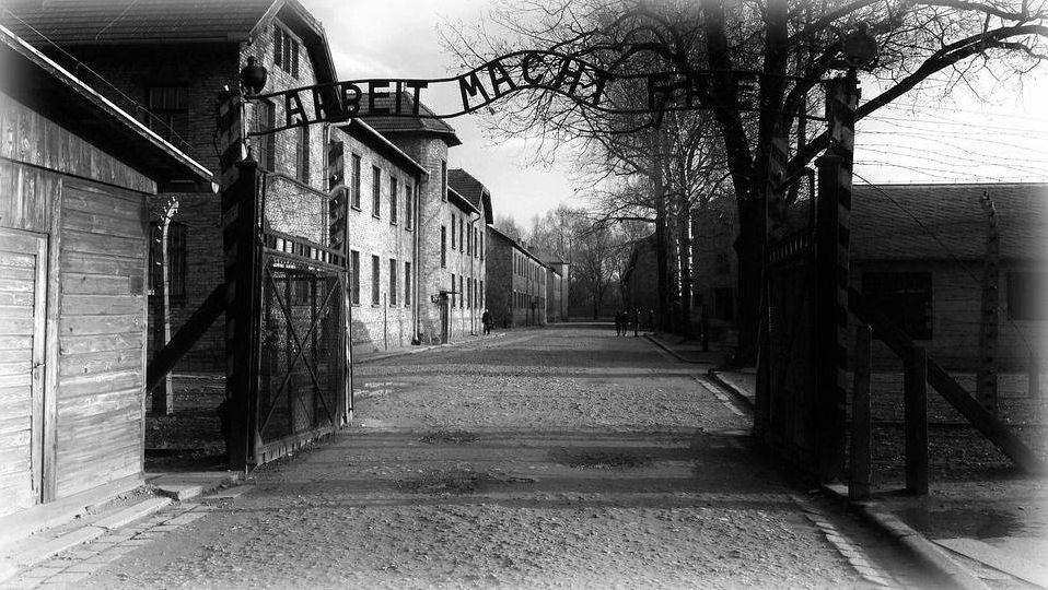 Нацистский концлагерь Освенцим