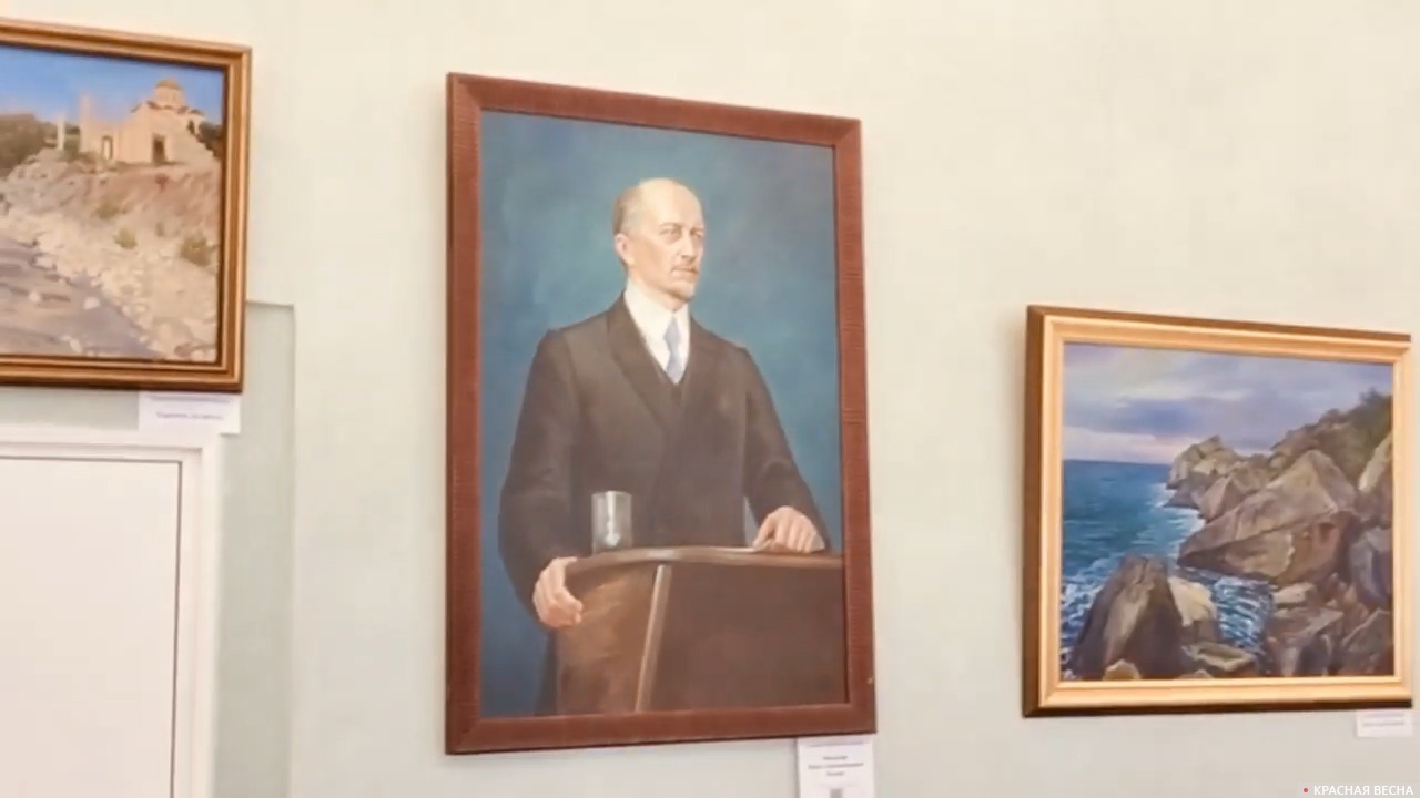 Портрет Ивана Ильина на выставке в здании Государственной думы