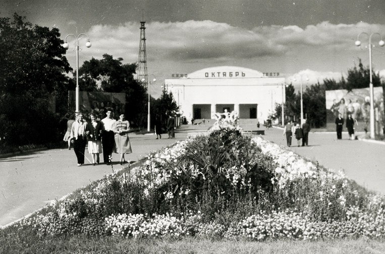 Летний кинотеатр Октябрь. Белгород. 1958 год [© Фотофонд БГИКМ]