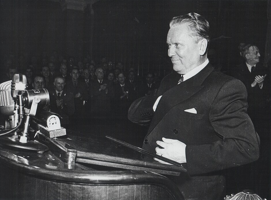Тито. Выборы президента. 1953