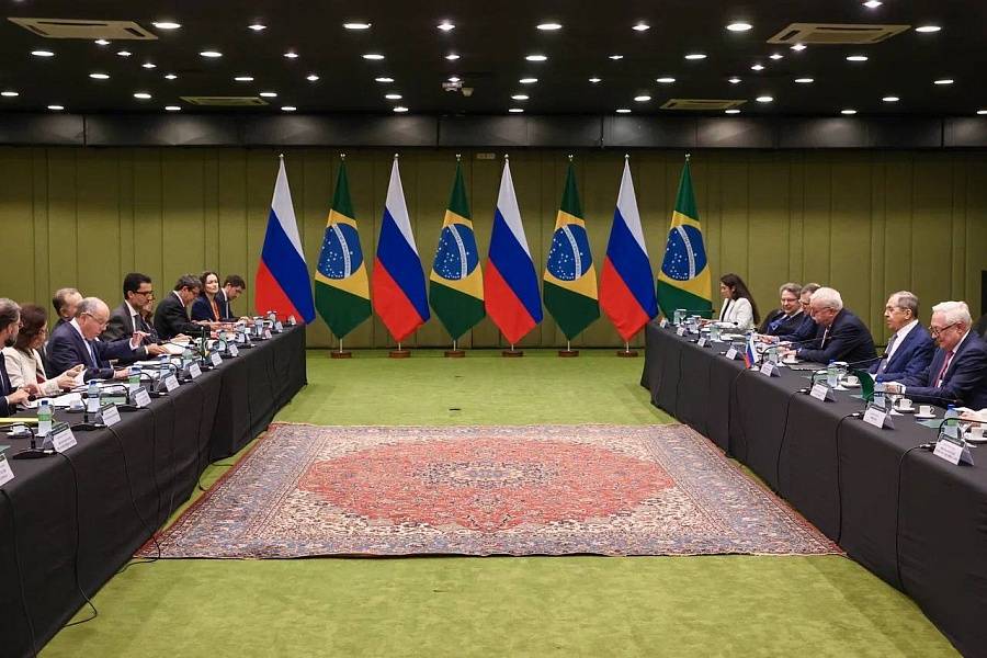 Пресс-конференция глав МИД России и Бразилии