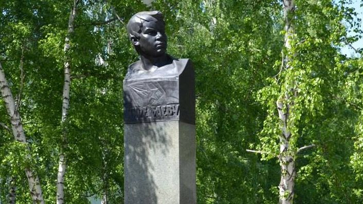 Памятник пионеру-герою Кире (Кириллу) Баеву