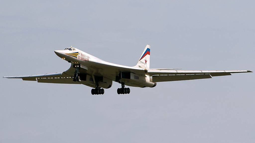 Ту-160