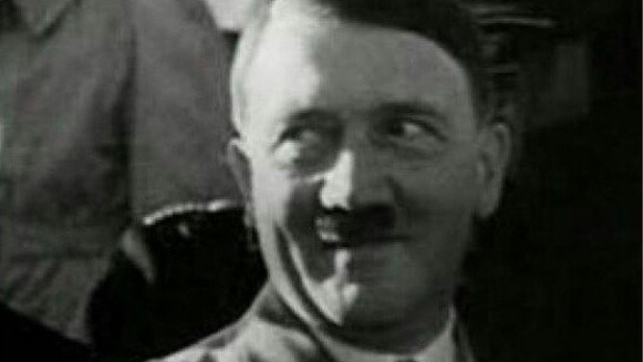 Радостный Гитлер