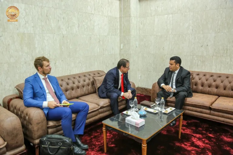 Переговоры посла России в Ливии Айдара Аганина с председателем комитета по контролю над надзорными органами Палаты представителей Ливии Заидом Хади