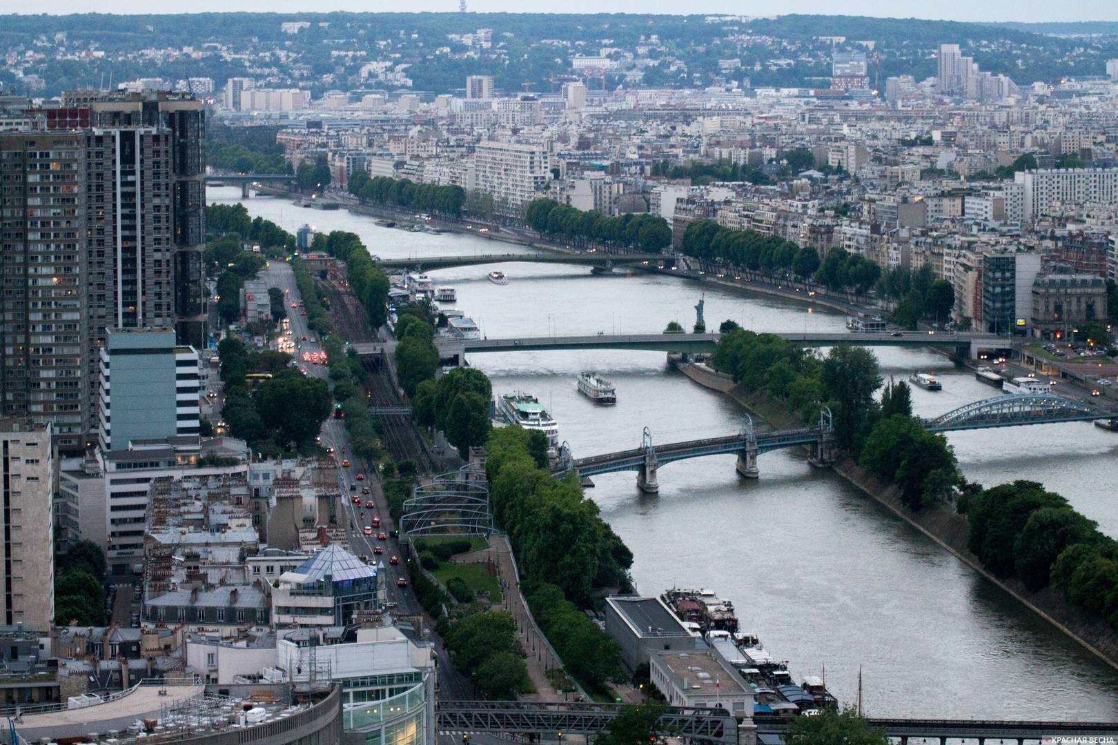 Река Сена. Париж. Франция