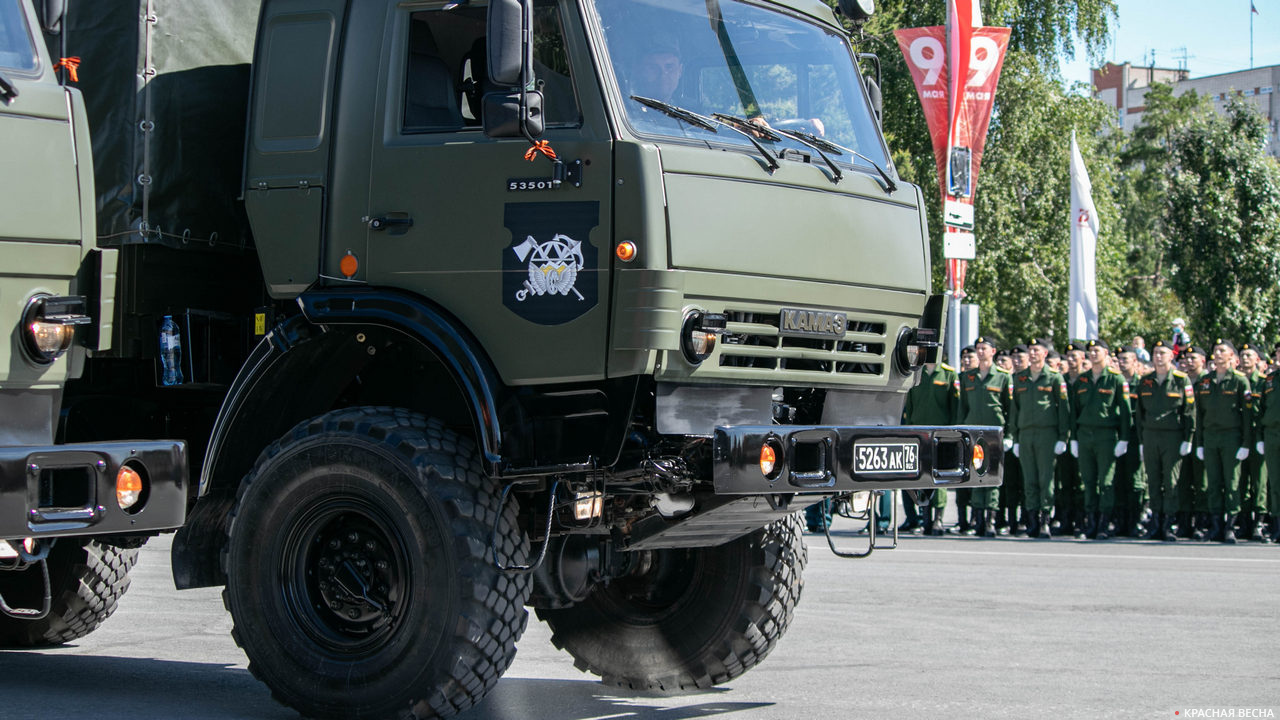 Армейский грузовик повышенной проходимости КамАЗ-53501