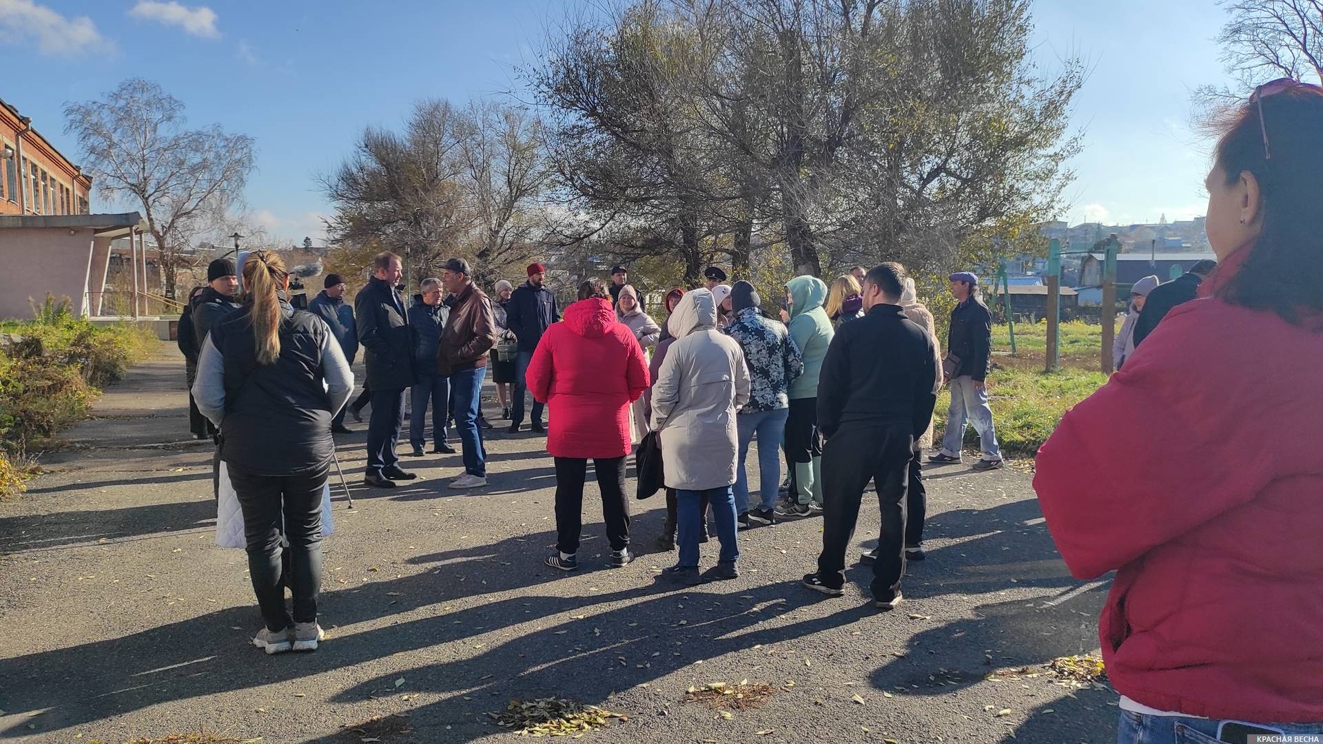 Жители Плешков на встрече с мэром Кемерова