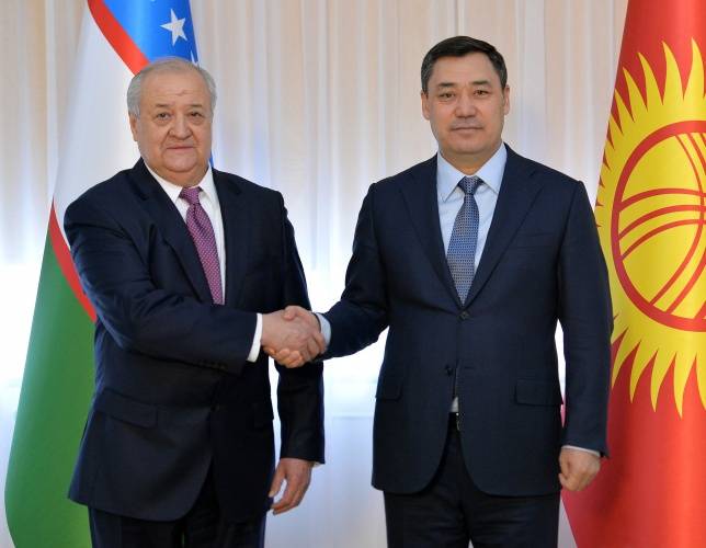 Глава МИД Узбекистана Абдулазиз Камилов и президент Киргизии Садыр Жапаров