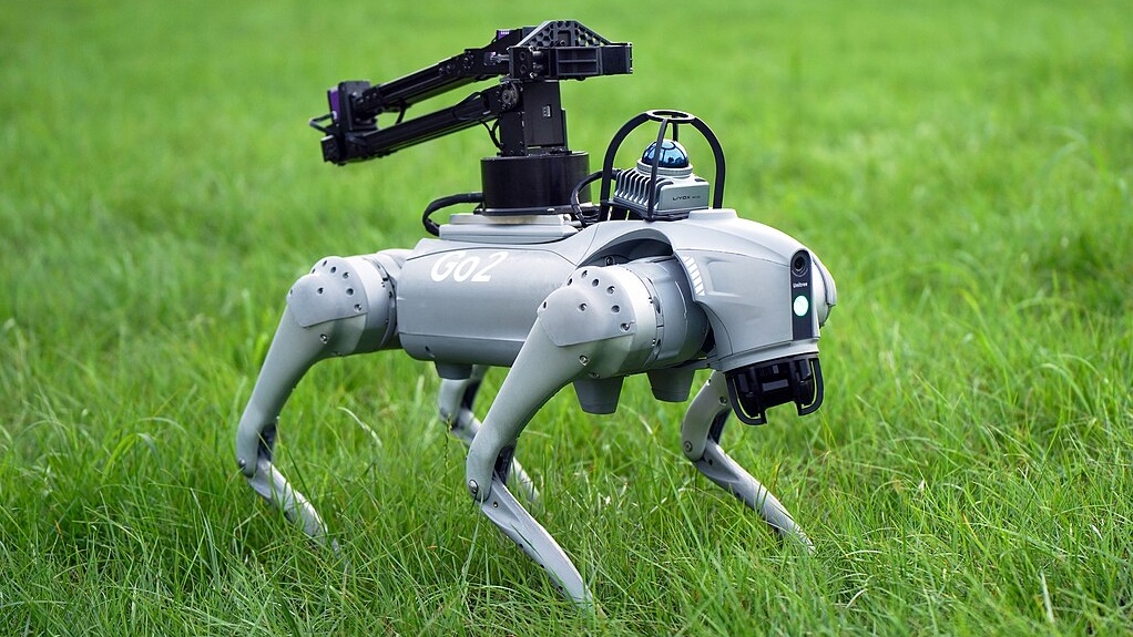 Робот-собака Unitree Go2