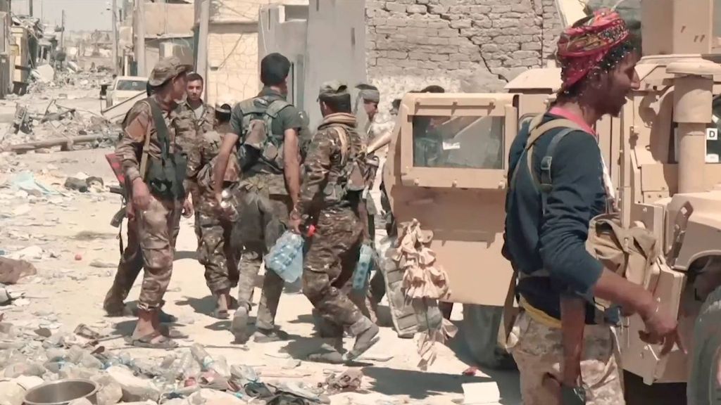 Боевики СДС на улицах Ракки