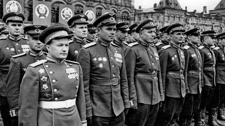 Парад Победы на Красной площади 24 июня 1945 г.